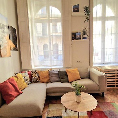 Hip Apartment At The Museum Βουδαπέστη Εξωτερικό φωτογραφία