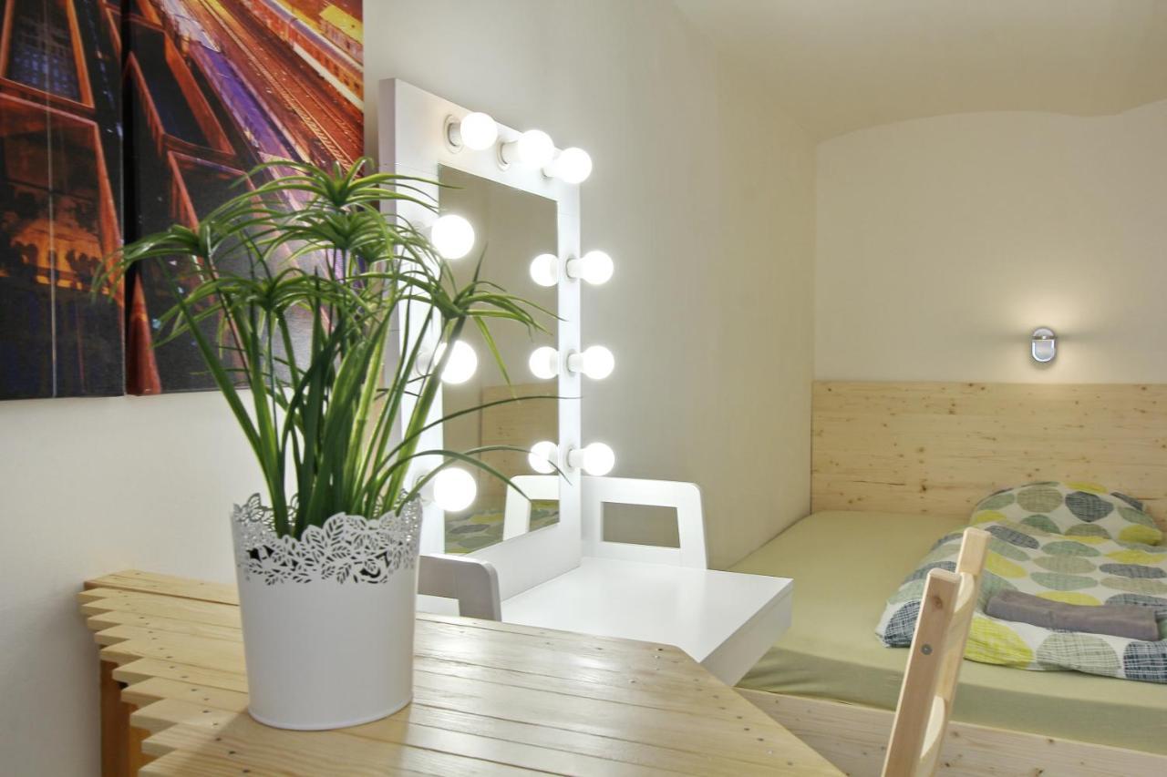 Hip Apartment At The Museum Βουδαπέστη Εξωτερικό φωτογραφία